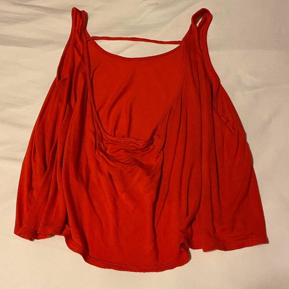 crop top - Picture 2 of 2